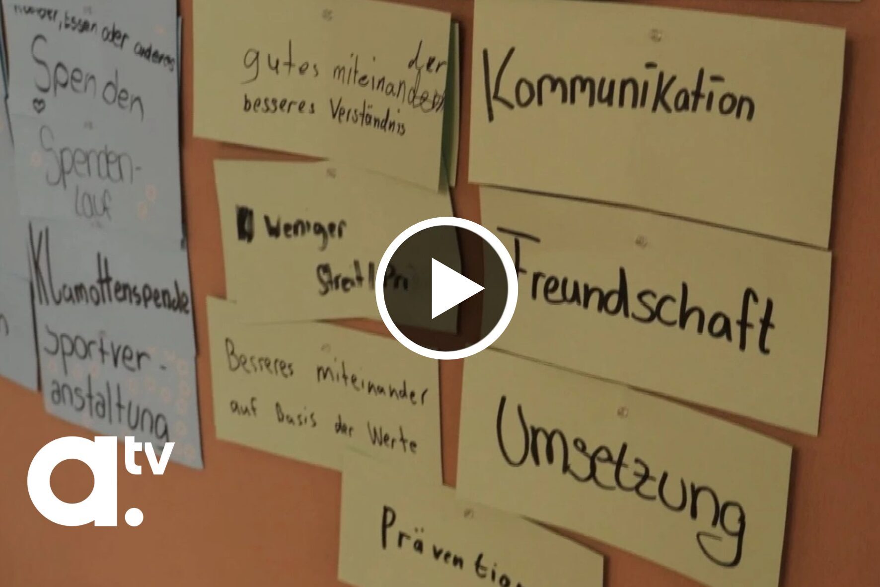 a.tv-Beitrag mit Wertekarten zu Freundschaft, ValueShip an der Akademie Wallerstein