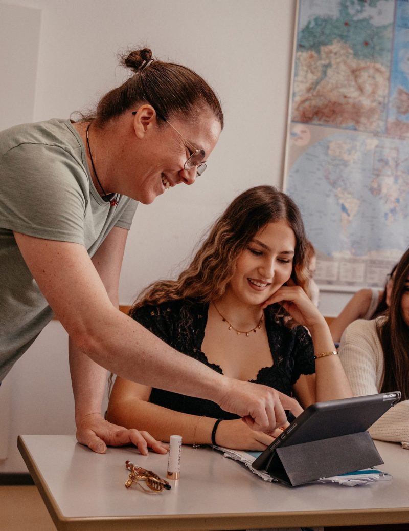 Lerncoaching mit einer Schülerin im ULI-Modell, Schulwerk Augsburg